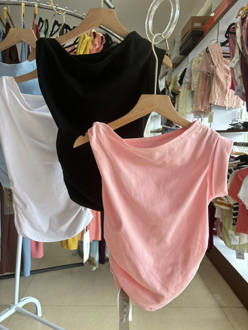 Short-Sleeve One-Shoulder Plain Ruched Cropped Tops